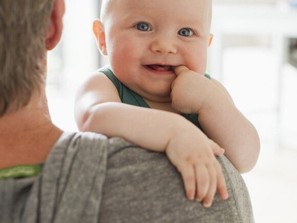Молочниця у немовляти в роті: як її лікувати?