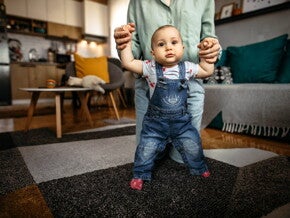 Чому дитина ходить на пальчиках (носочках)