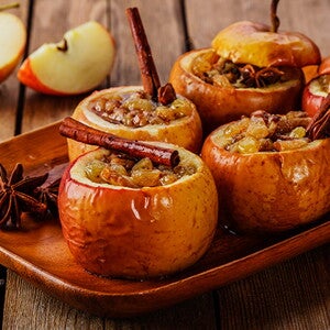 Яблоки, фаршированные творогом и изюмом «Наливное яблочко»
