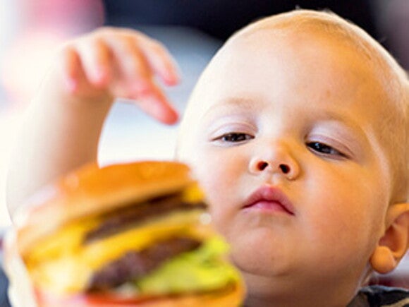 Чи потрібен дитині холестерин?