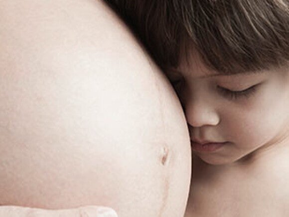 Перші ворушіння плода під час вагітності: відчуття майбутньої мами